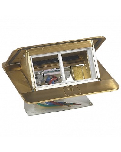 Блок розеточный выдвижной Legrand 054017 в Кирове Блоки розеток Pintop.ru